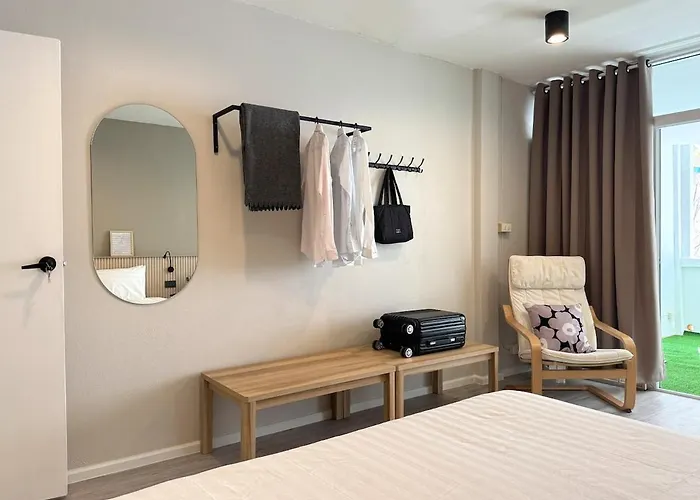 Velin Banthatthong - Entire House With 2 Bedrooms Near Siam Bangkok