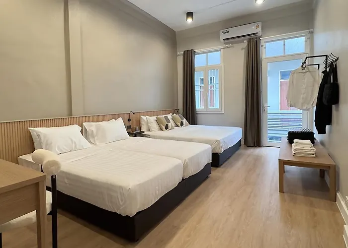 Velin Banthatthong - Entire House With 2 Bedrooms Near Siam